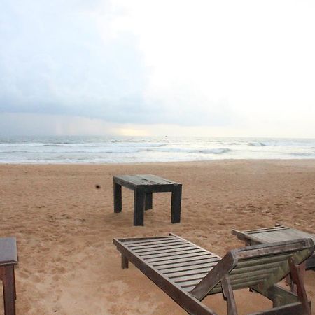 Warahena Beach Hotel เบนโตตา ภายนอก รูปภาพ